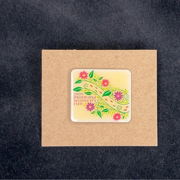 2009 Montana Womens Run Pin Floral Western Enamel - Picture 2 of 4